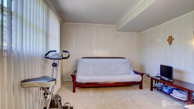 12 W End Avenue, Spotswood, NJ 08884