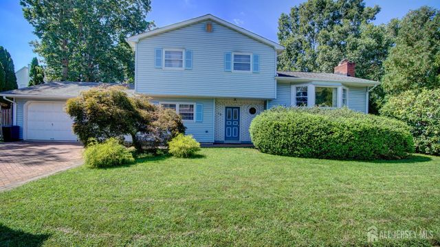 12 W End Avenue, Spotswood, NJ 08884