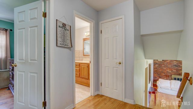 12 W End Avenue, Spotswood, NJ 08884