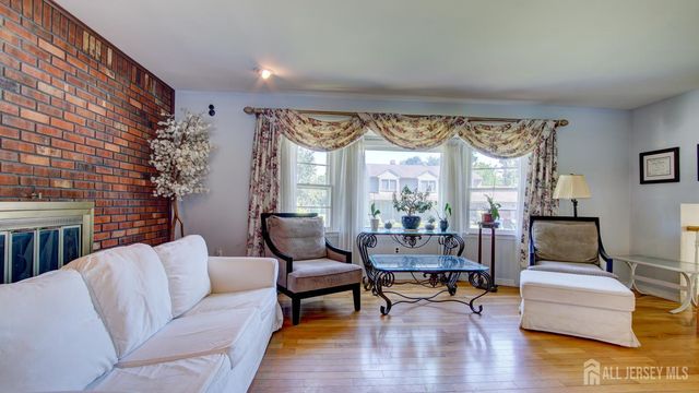 12 W End Avenue, Spotswood, NJ 08884