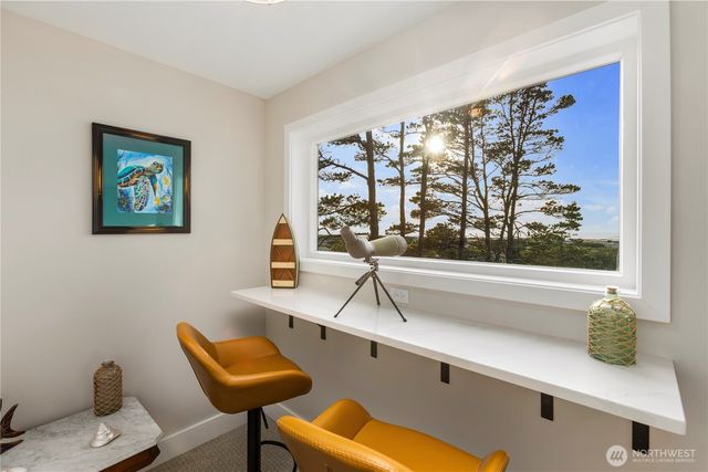 31302 J Place, Ocean Park, WA 98640