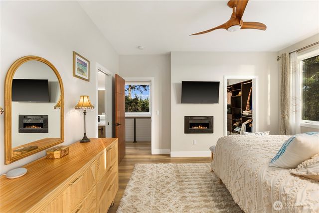 31302 J Place, Ocean Park, WA 98640