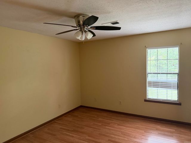 37 Pinedale Circle, Mabelvale, AR 72103