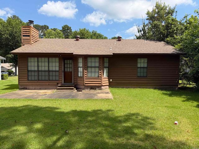 37 Pinedale Circle, Mabelvale, AR 72103
