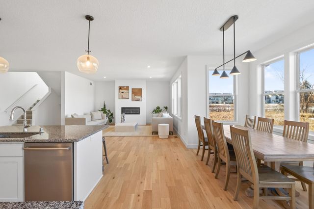 18200 59th Avenue N, Plymouth, MN 55446