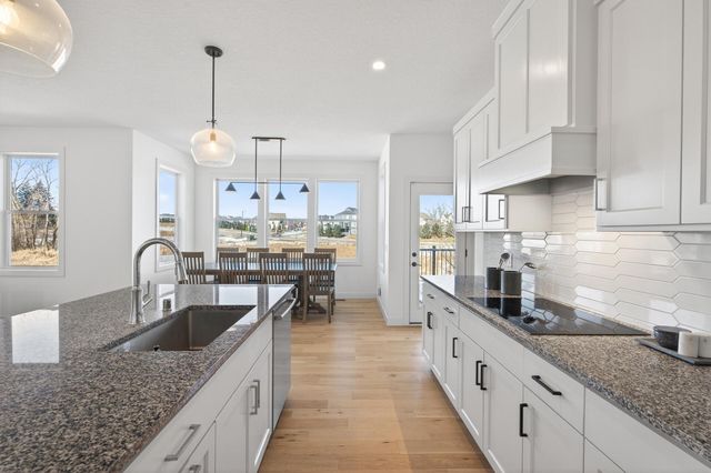 18200 59th Avenue N, Plymouth, MN 55446