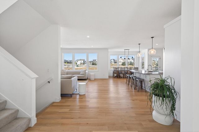 18200 59th Avenue N, Plymouth, MN 55446