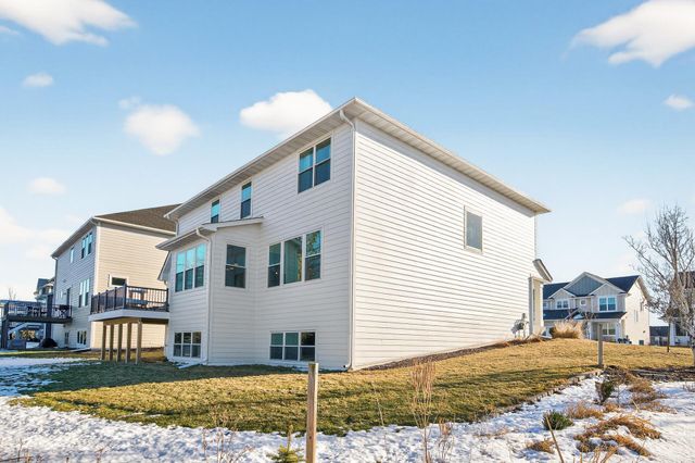 18200 59th Avenue N, Plymouth, MN 55446