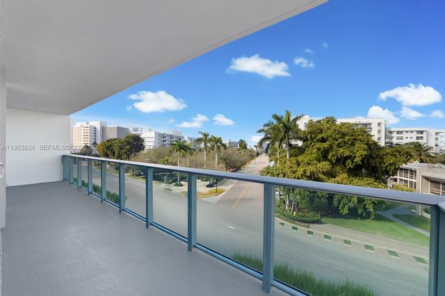 9221 E Bay Harbor Drive 412, Bay Harbor Islands, FL 33154