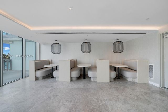 9221 E Bay Harbor Drive 412, Bay Harbor Islands, FL 33154