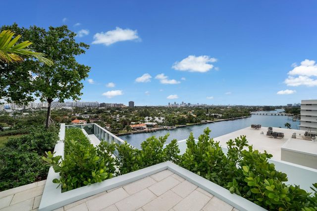 9221 E Bay Harbor Drive 412, Bay Harbor Islands, FL 33154