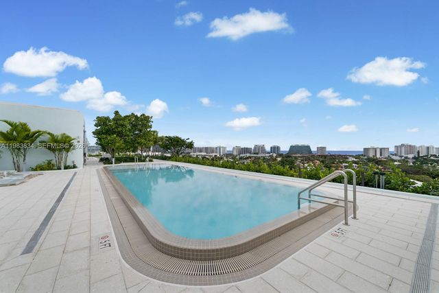 9221 E Bay Harbor Drive 412, Bay Harbor Islands, FL 33154