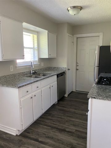 6327 Hidden Trail Drive, Dallas, TX 75241