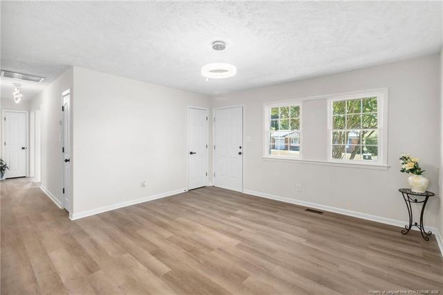 1609 Grandview Drive, Fayetteville, NC 28314