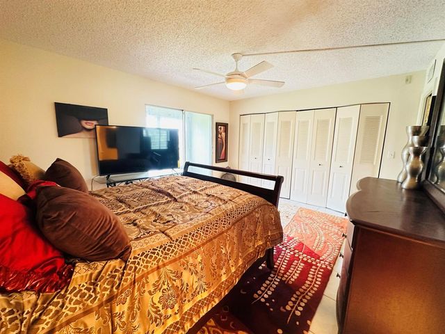 4038 Berkshire B 4038, Deerfield Beach, FL 33442
