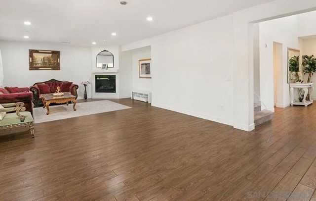 1675 Felicita Ln, Escondido, CA 92025