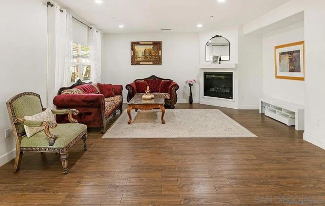 1675 Felicita Ln, Escondido, CA 92025