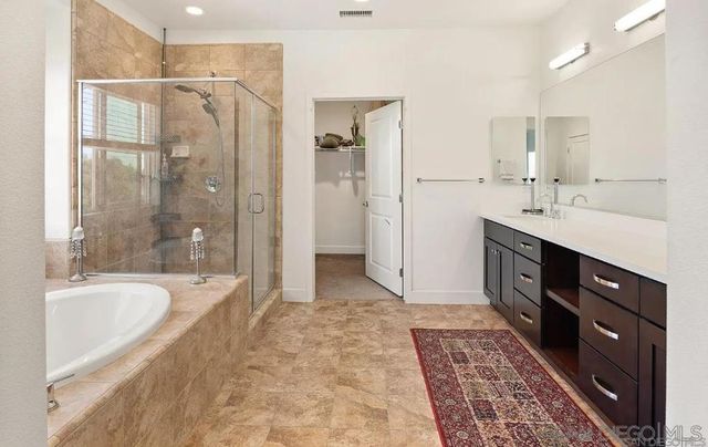 1675 Felicita Ln, Escondido, CA 92025