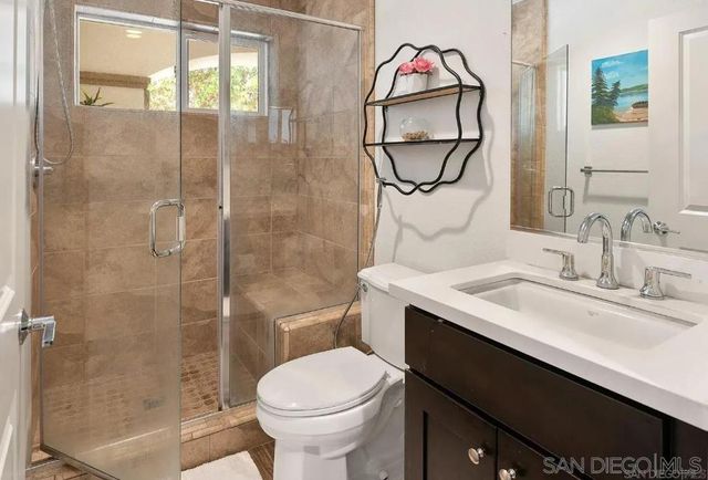 1675 Felicita Ln, Escondido, CA 92025