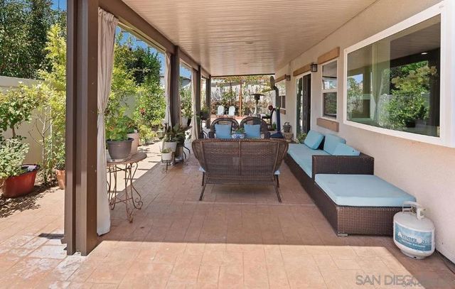 1675 Felicita Ln, Escondido, CA 92025