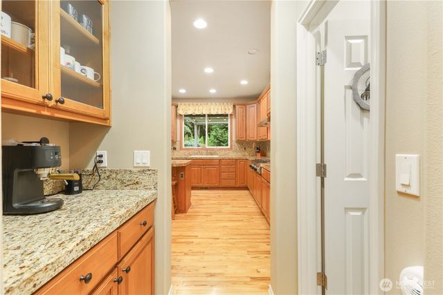 11712 4th Avenue NE, Tulalip, WA 98271