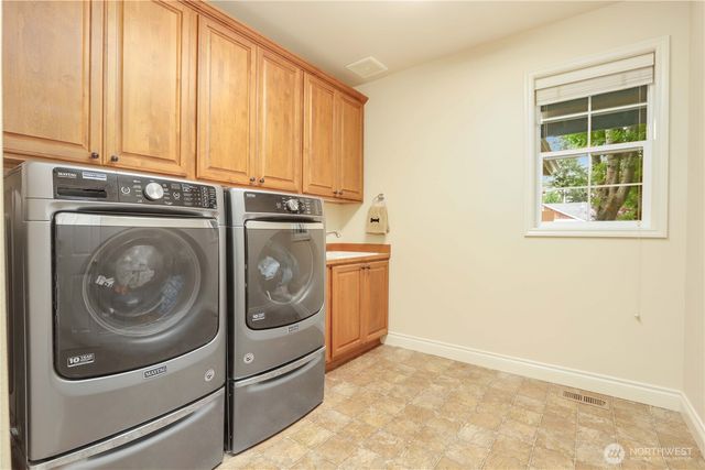 11712 4th Avenue NE, Tulalip, WA 98271