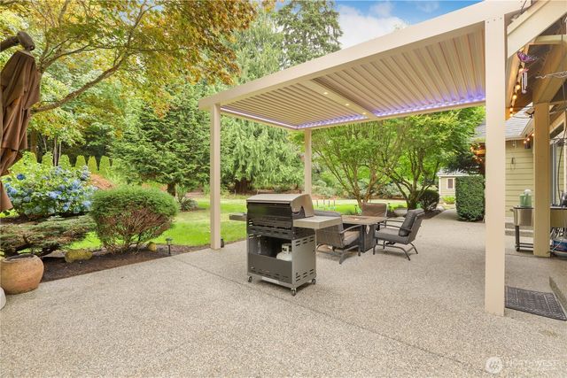11712 4th Avenue NE, Tulalip, WA 98271