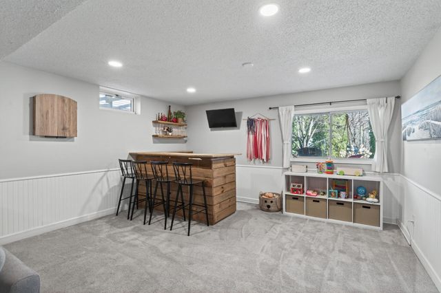 4608 Manchester Road, Mound, MN 55364