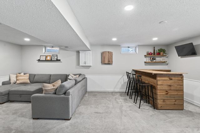 4608 Manchester Road, Mound, MN 55364