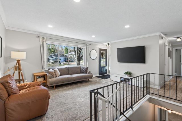 4608 Manchester Road, Mound, MN 55364