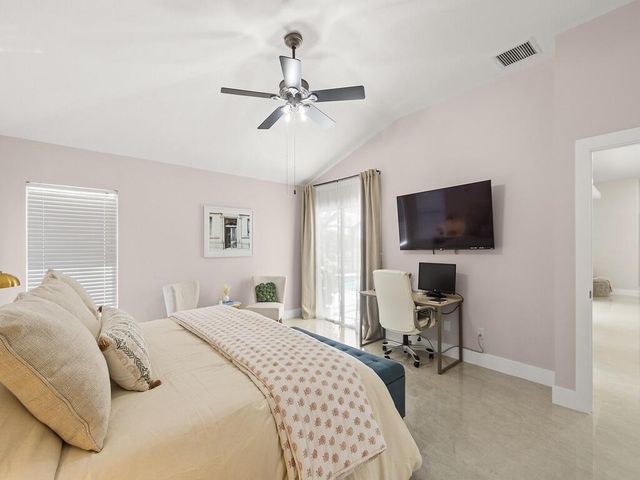 5952 NW Favian Ave, Port St. Lucie, Port St Lucie, FL 34986