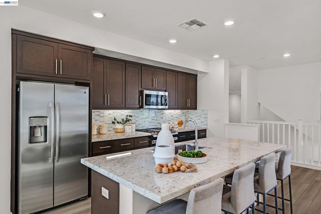 45208 Fremont Blvd 1004, Fremont, CA 94538