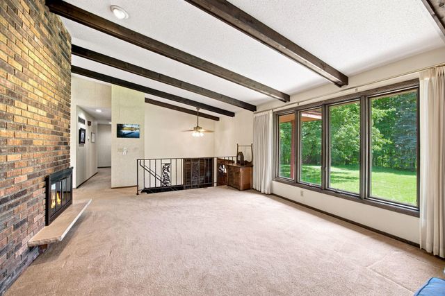 6225 Vicksburg Lane N, Maple Grove, MN 55311