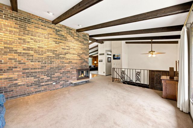 6225 Vicksburg Lane N, Maple Grove, MN 55311