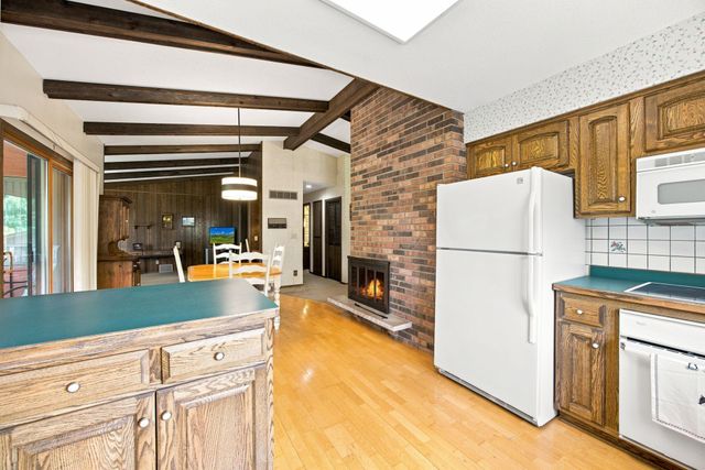 6225 Vicksburg Lane N, Maple Grove, MN 55311