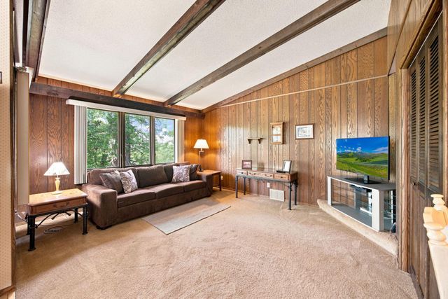6225 Vicksburg Lane N, Maple Grove, MN 55311