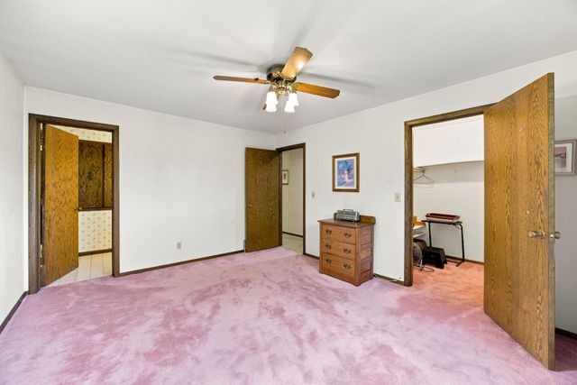 6225 Vicksburg Lane N, Maple Grove, MN 55311