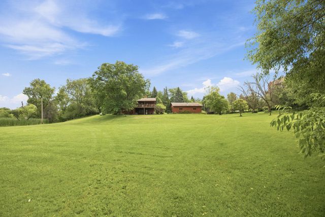 6225 Vicksburg Lane N, Maple Grove, MN 55311