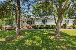421 Robertson Dr, Smyrna, TN 37167