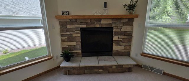 588 E Randy ROAD, Oak Creek, WI 53154
