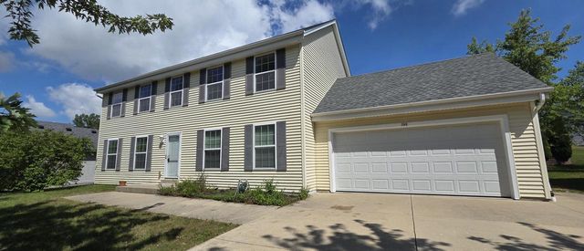 588 E Randy ROAD, Oak Creek, WI 53154
