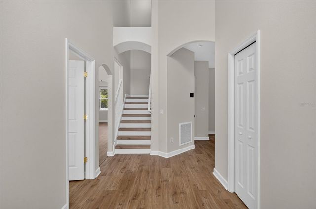 166 W 11TH STREET, Chuluota, FL 32766