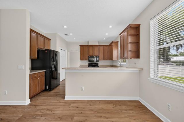 166 W 11TH STREET, Chuluota, FL 32766