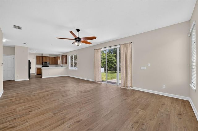 166 W 11TH STREET, Chuluota, FL 32766