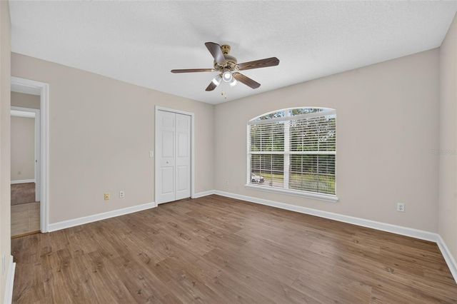 166 W 11TH STREET, Chuluota, FL 32766