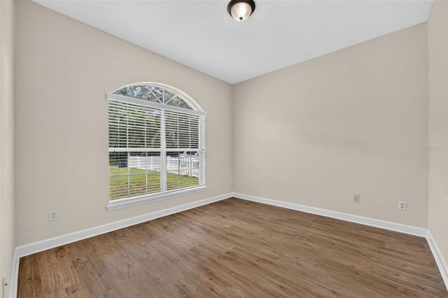 166 W 11TH STREET, Chuluota, FL 32766