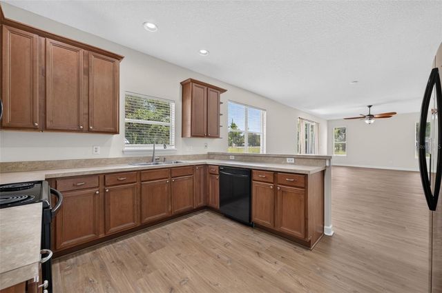 166 W 11TH STREET, Chuluota, FL 32766