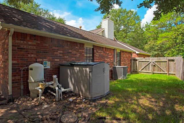 34 Green Slope Place, The Woodlands, TX 77381