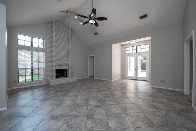 34 Green Slope Place, The Woodlands, TX 77381