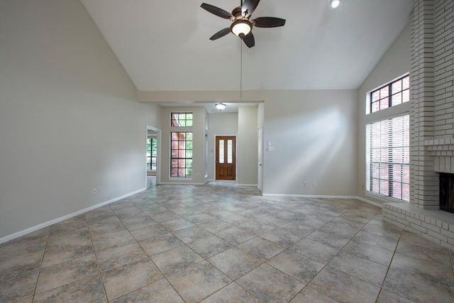 34 Green Slope Place, The Woodlands, TX 77381